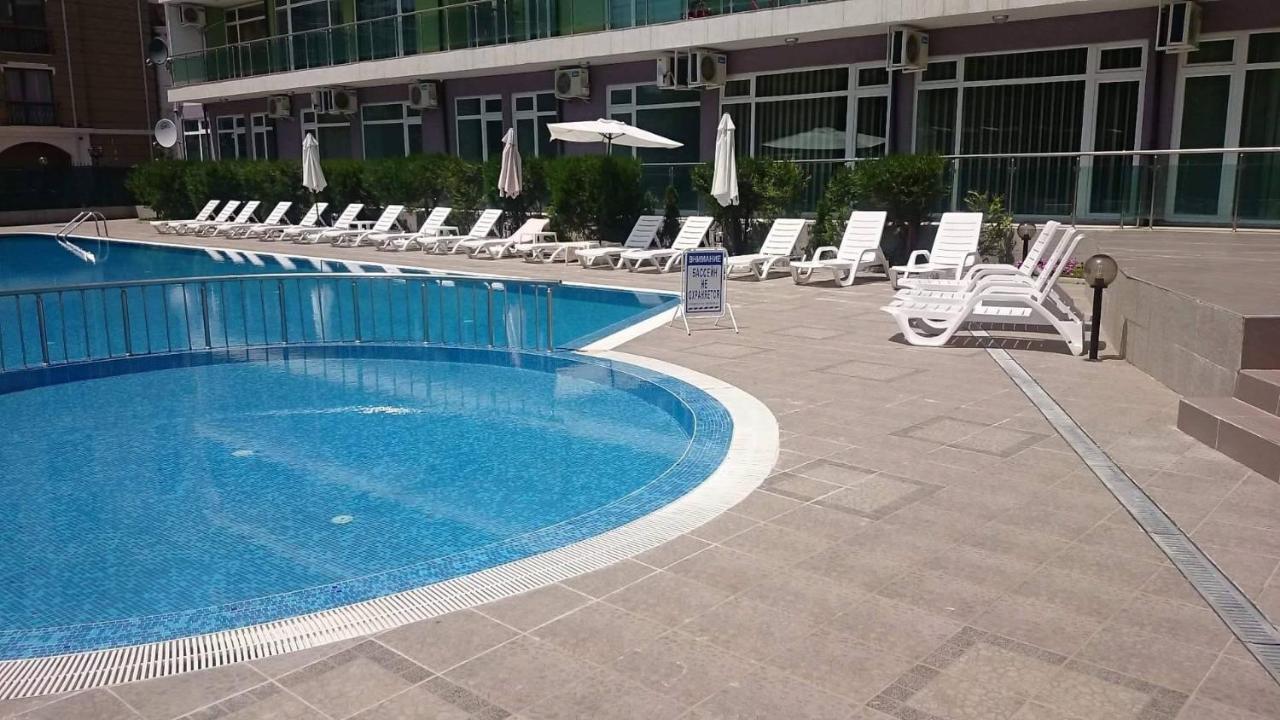 Family Apartments In Solmarin Sunny Beach Eksteriør billede