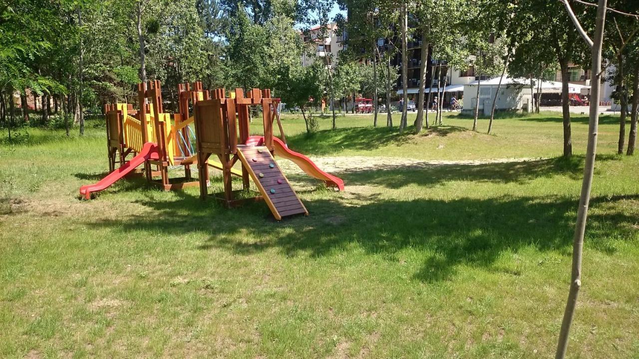 Family Apartments In Solmarin Sunny Beach Eksteriør billede