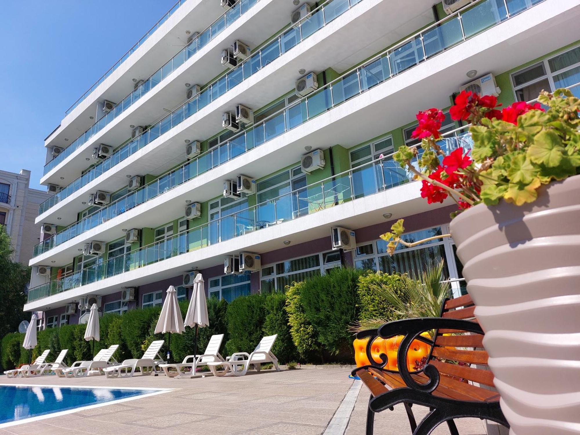 Family Apartments In Solmarin Sunny Beach Eksteriør billede